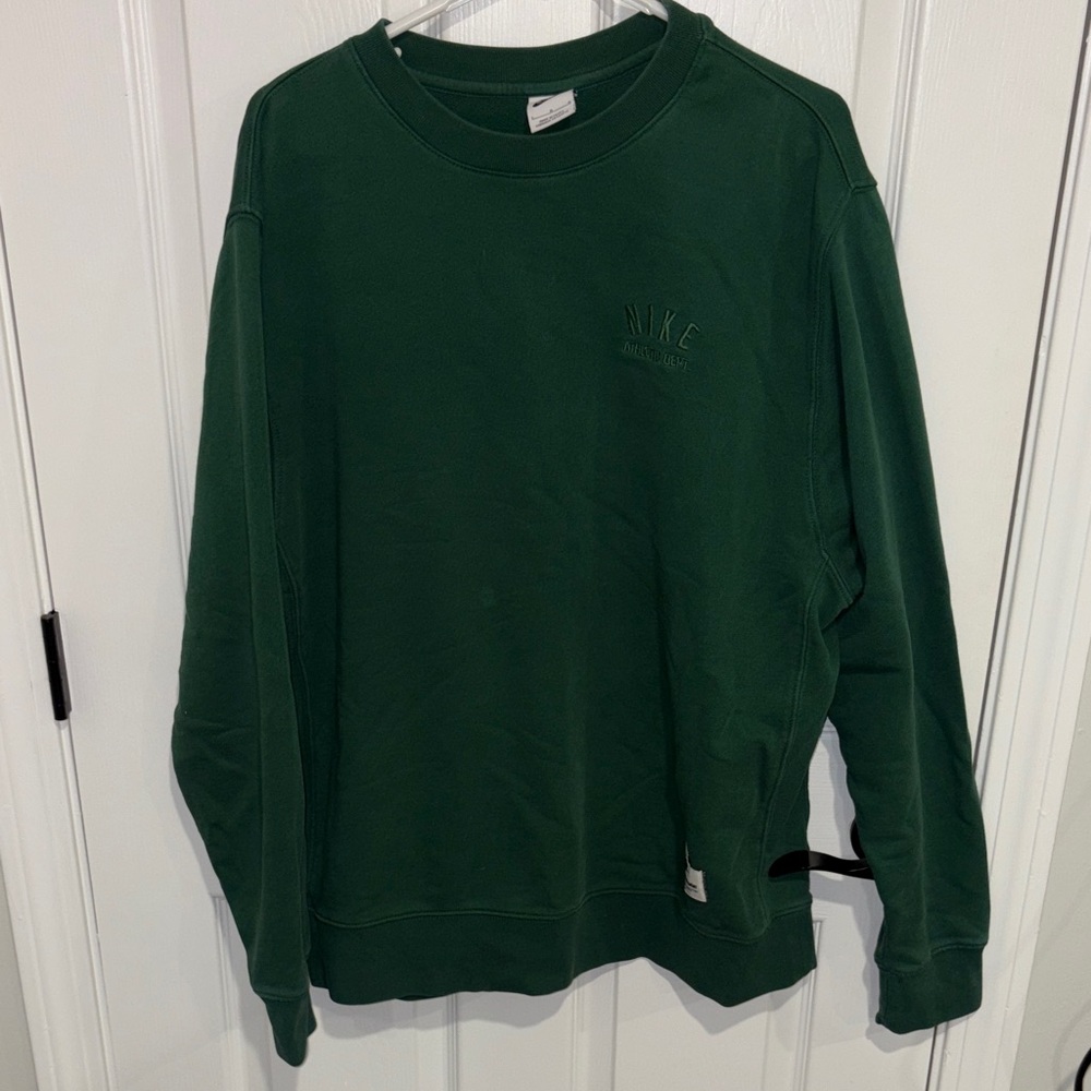 Nike Men's Green Crewneck